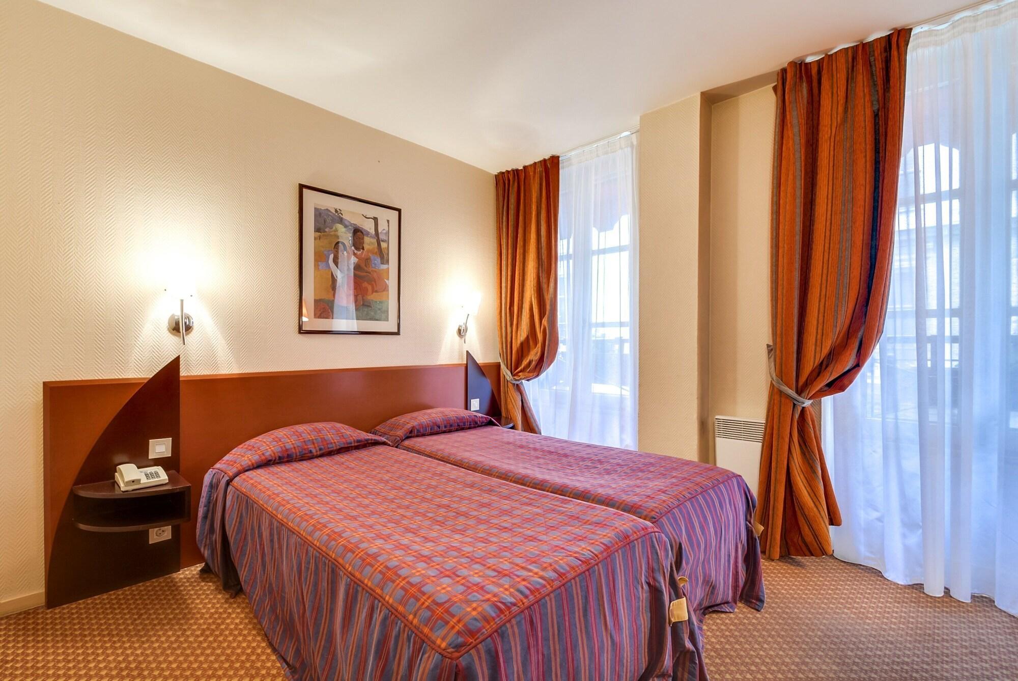 Hotel Pavillon Villiers Etoile Paris